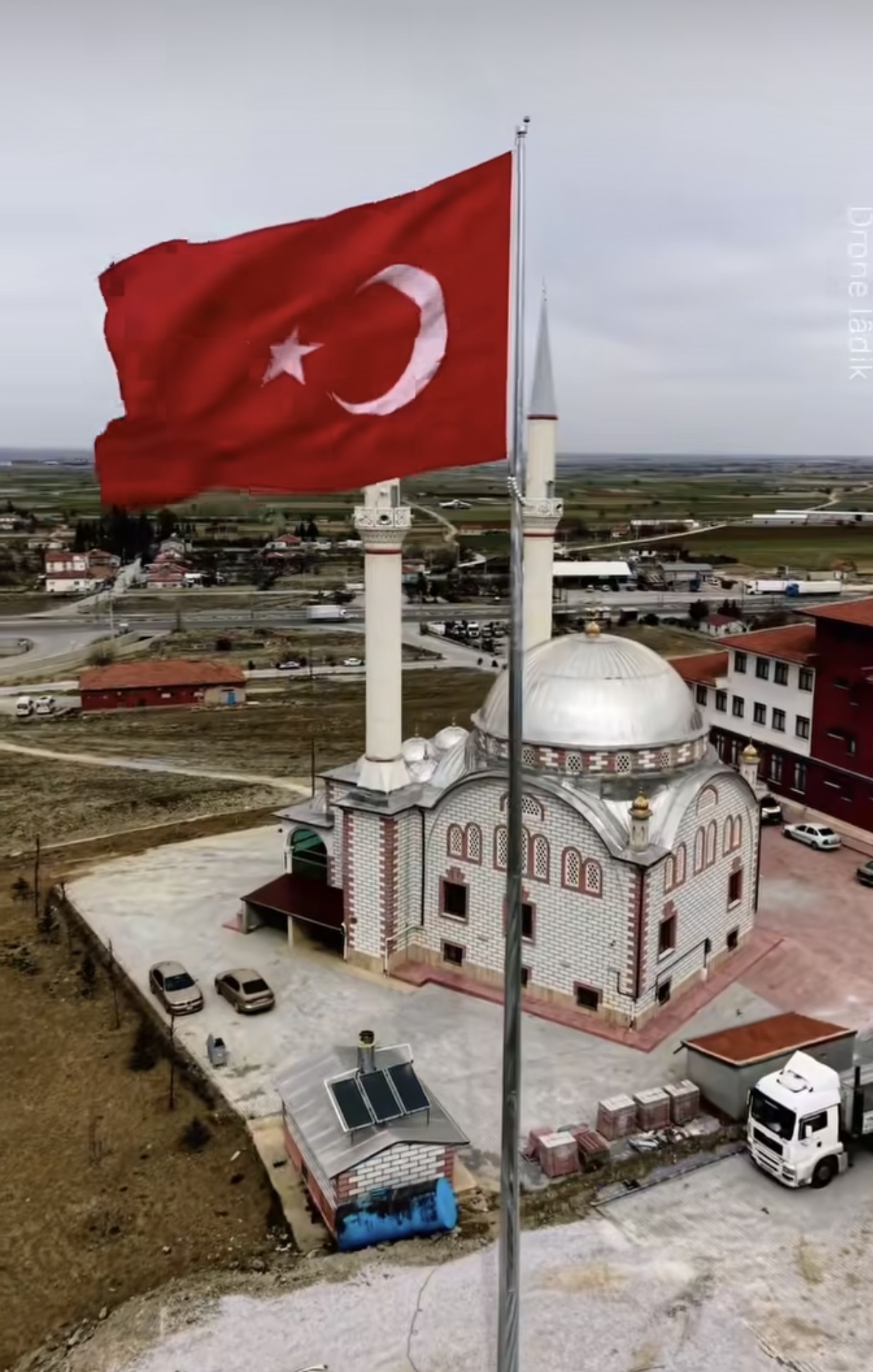 ŞANLI BAYRAK